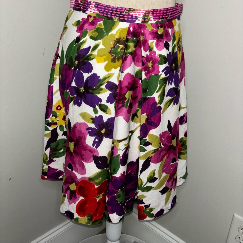 Baraschi Anthropologie bold floral pleated knee length full skirt size 6